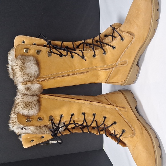 Women's Timberland Fur-Trim Boots- Size 5.5 - Picture 7 of 15